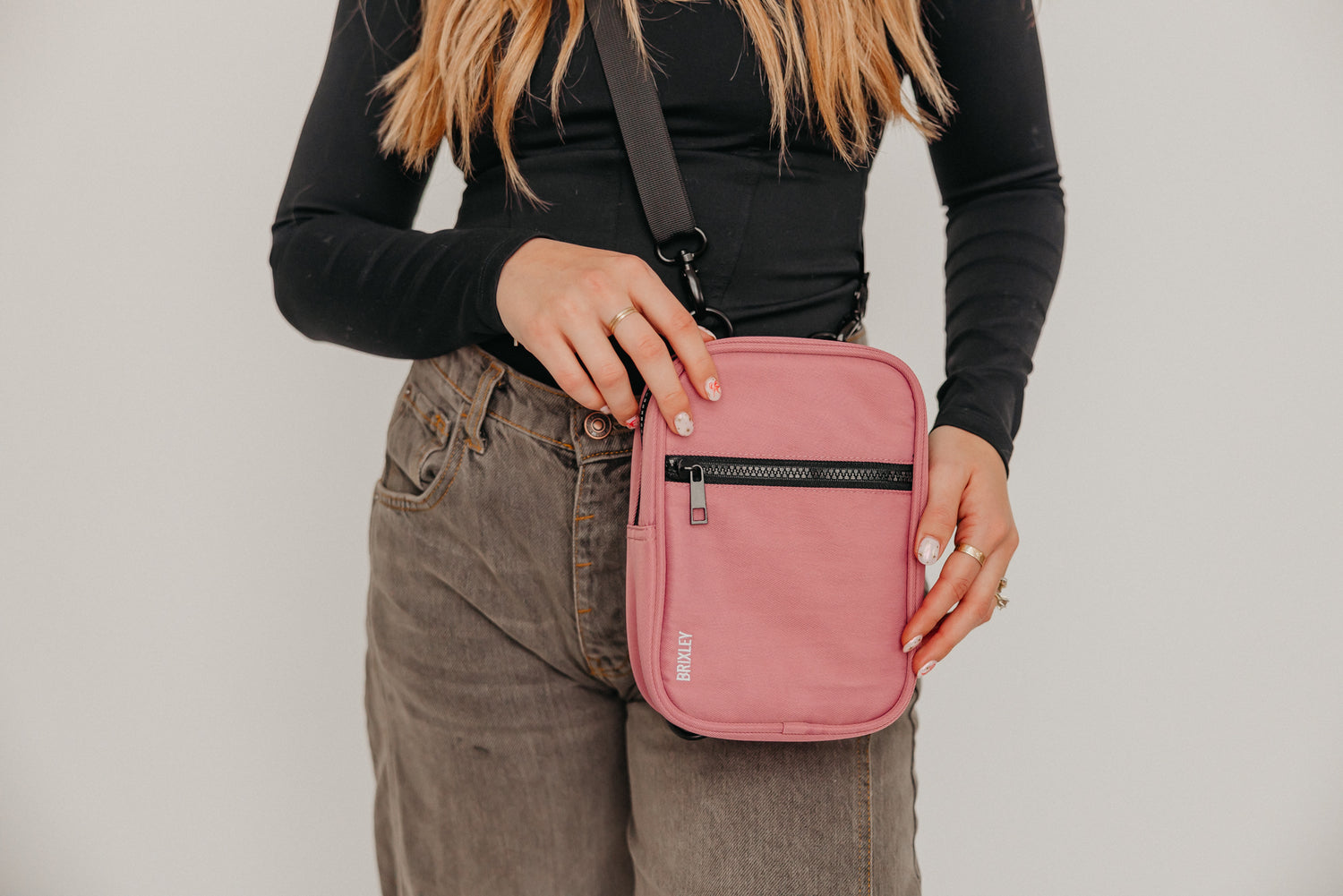 MEDIUM - Rosey Crossbody Sling – Brixley Bags