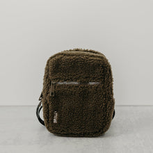 Load image into Gallery viewer, Sherpa - Moss Crossbody Sling
