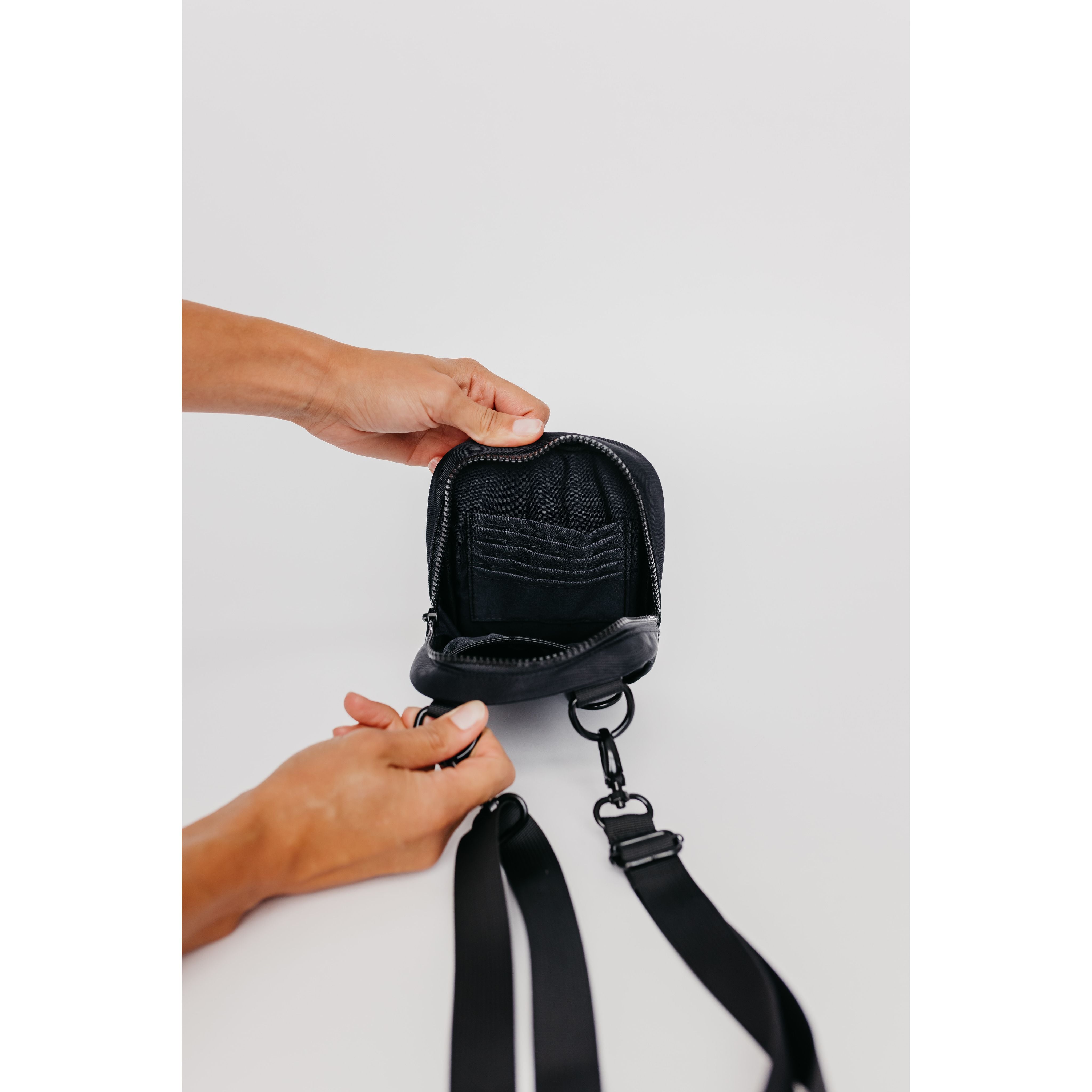 Jet Crossbody Sling – Brixley Bags